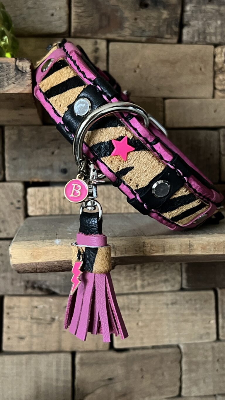 Halsband roze leer met tijgervacht